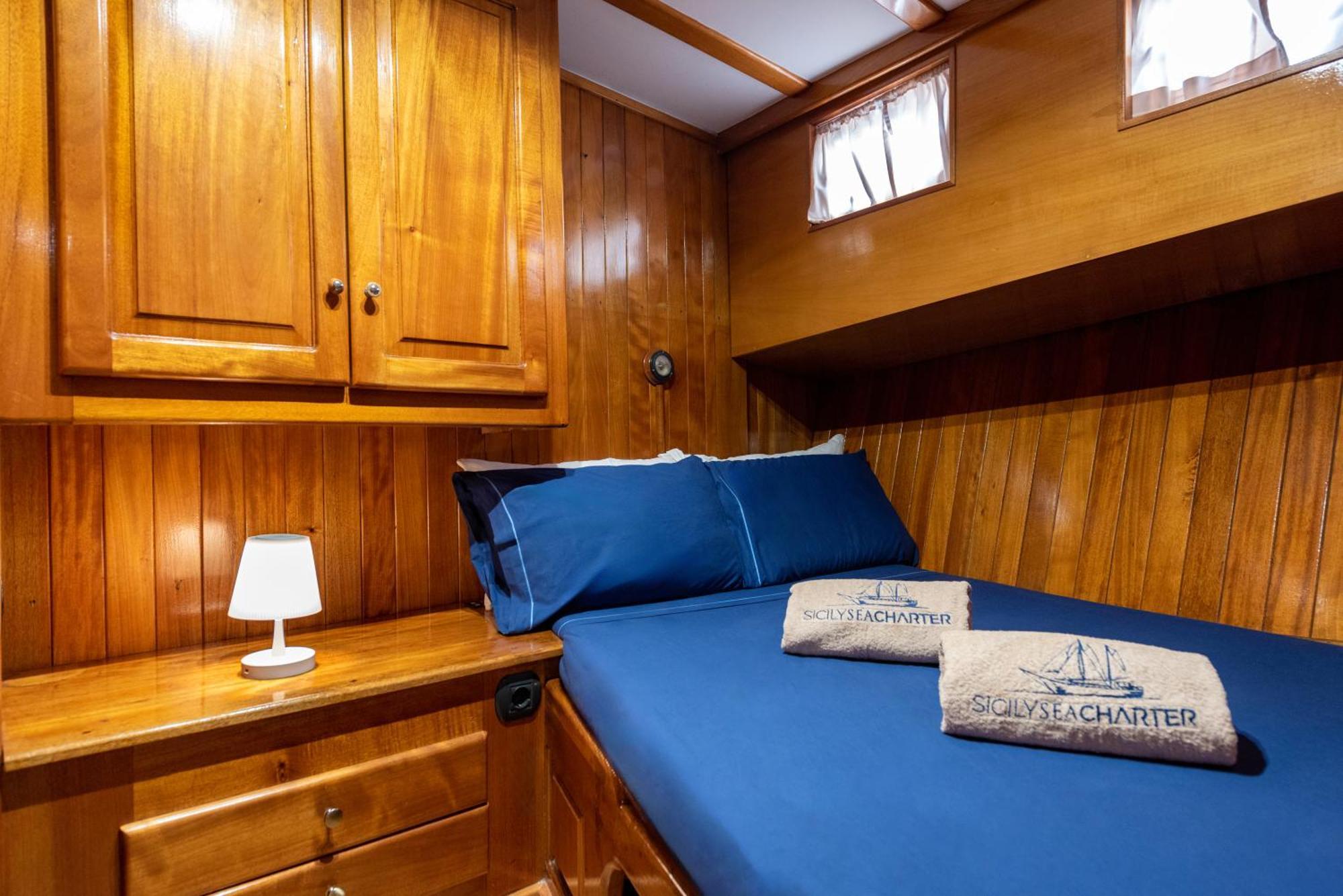 Sicily Sea Charter Caicco Hande Capo Galera - Palermo — Photos 1